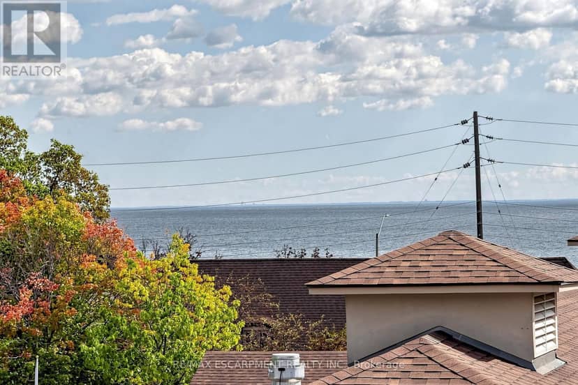 2416 - 100 Burloak Drive — photo 32 of 40