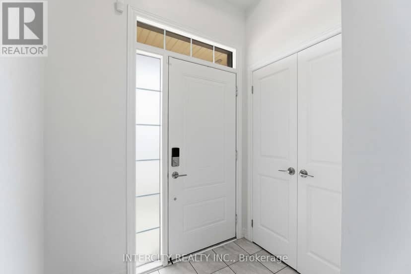 1 Pelican Lane, Hamilton, photo 4
