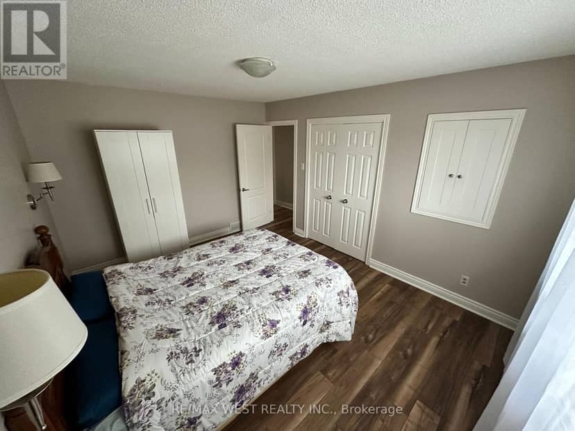 53 Bloomfield Avenue — photo 11 of 28