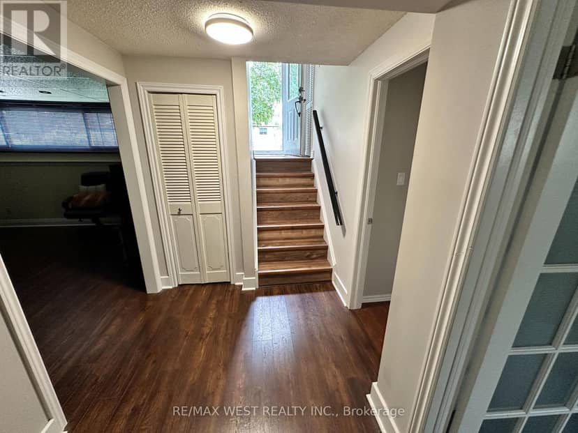 53 Bloomfield Avenue — photo 15 of 28