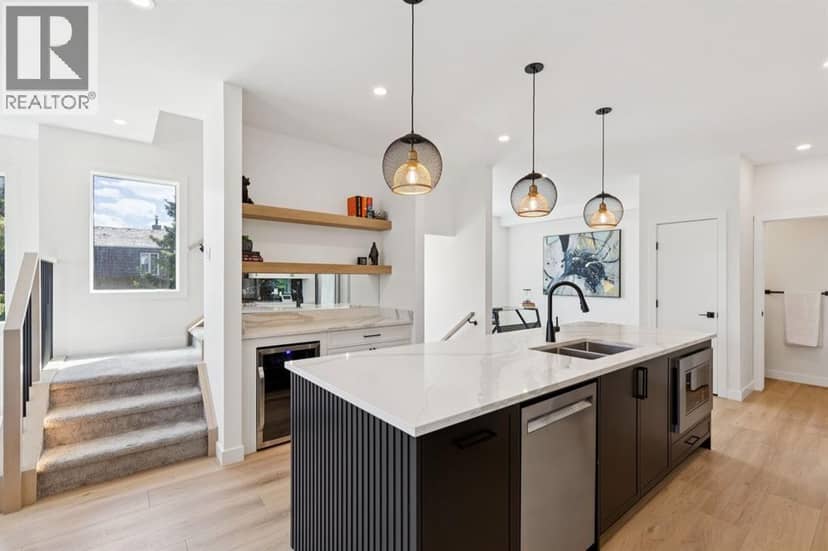 2402 Westmount Road NW — photo 10 of 35