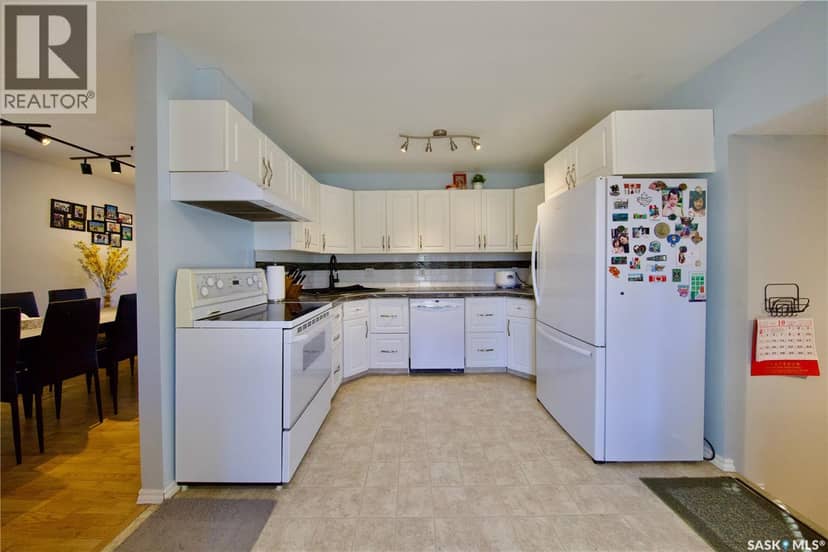 131 Windfield ROAD — photo 16 of 40
