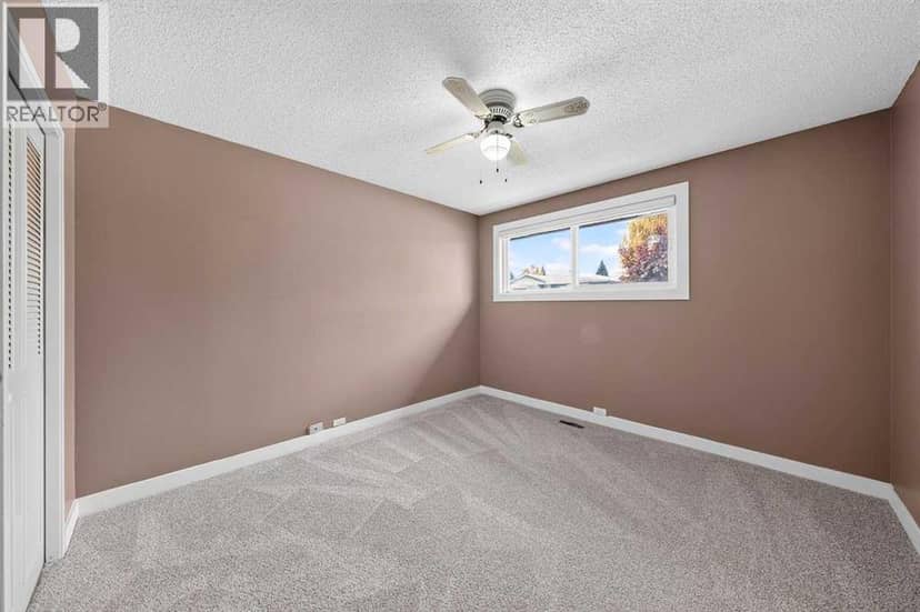 255 Huntridge Way NE — photo 18 of 40
