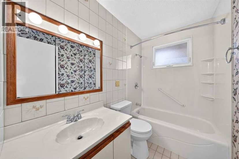 255 Huntridge Way NE — photo 15 of 40