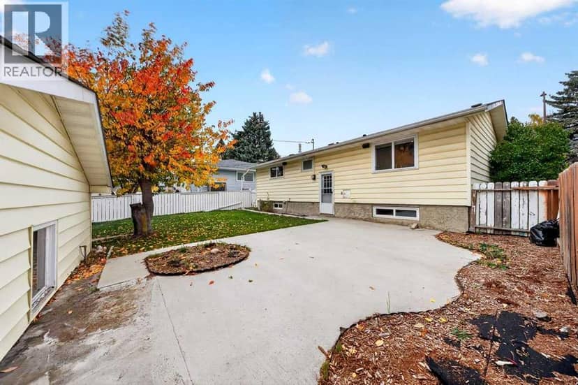 255 Huntridge Way NE — photo 33 of 40