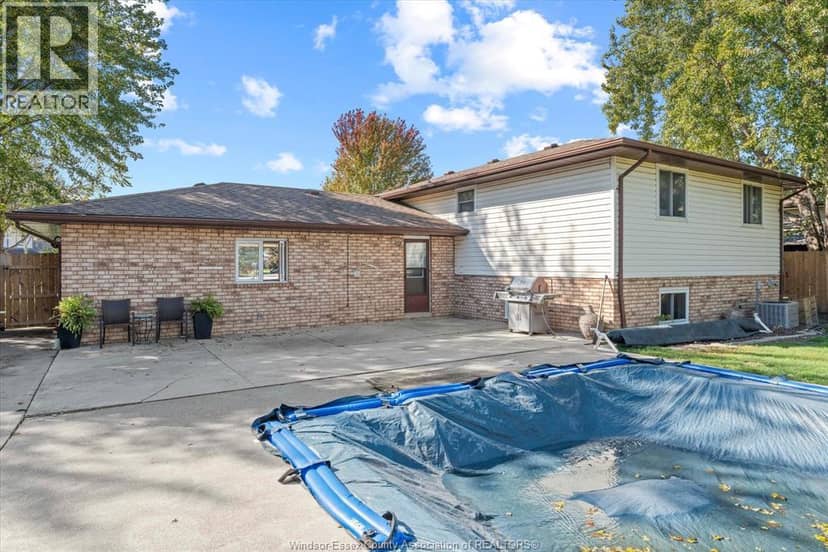 232 Greenwood Crescent — photo 34 of 40