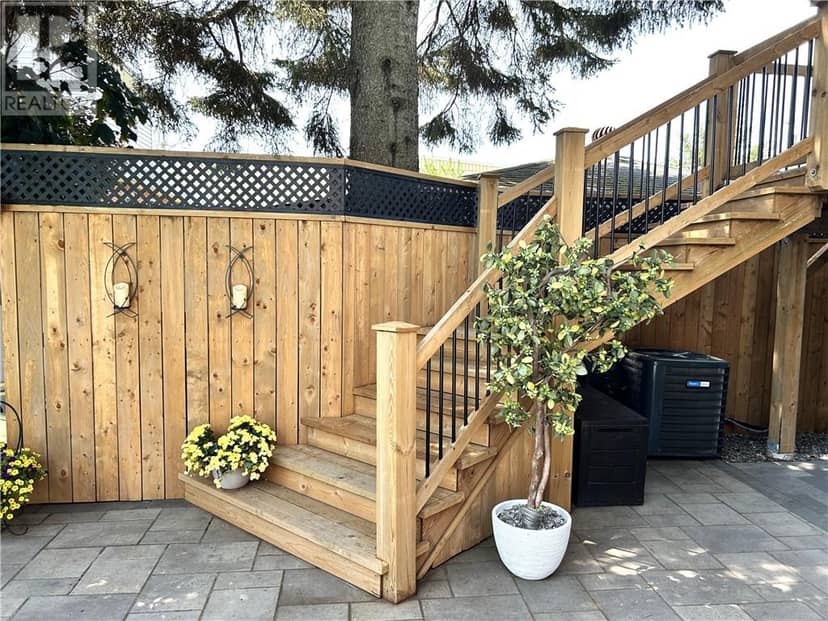 35 CEDAR Street — photo 8 of 40