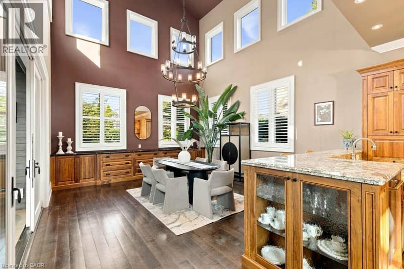253 ROSSMORE Boulevard — photo 21 of 40