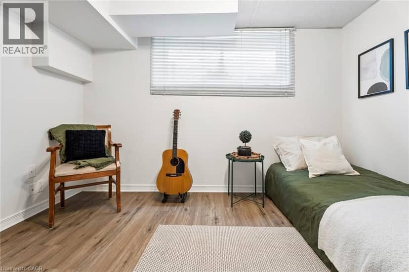 317 REXFORD Drive — photo 34 of 40
