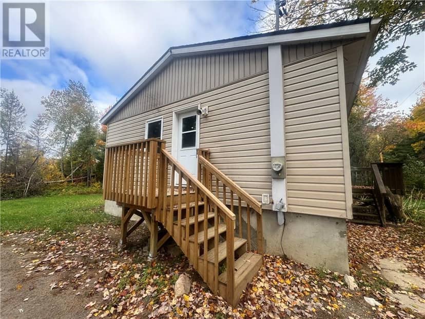207 JODOUIN Road, Mattawa, photo 2