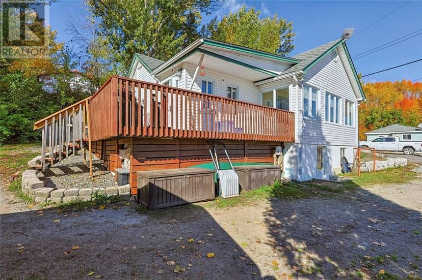 79 Bowlands Bay — photo 9 of 40