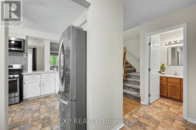47 - 38 Elora Drive — photo 4 of 26