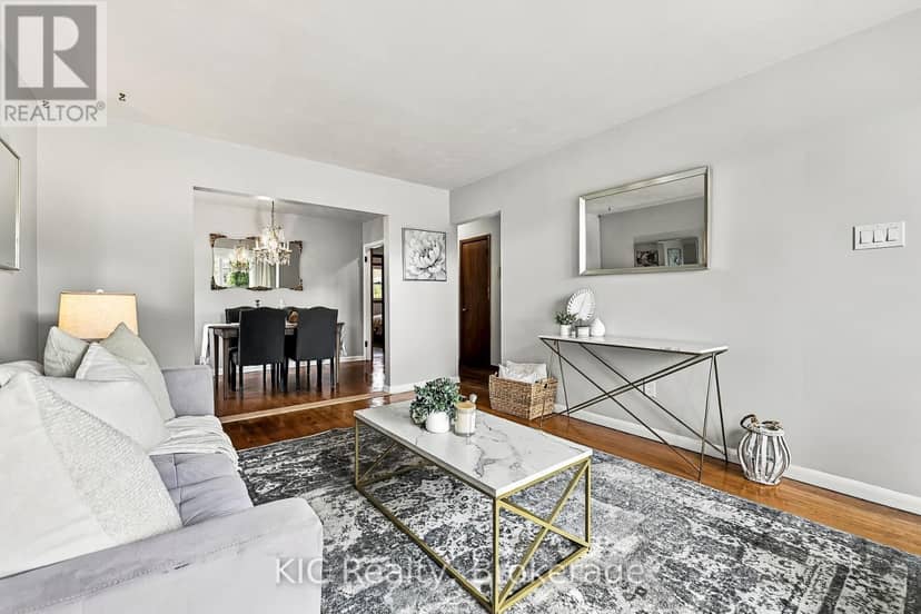 198 McClennan Street — photo 8 of 40