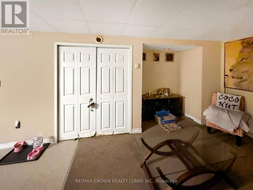 27 Stewart Avenue — photo 37 of 40
