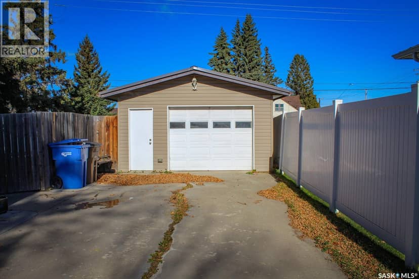 106 Higgins AVENUE W, Melfort, photo 4