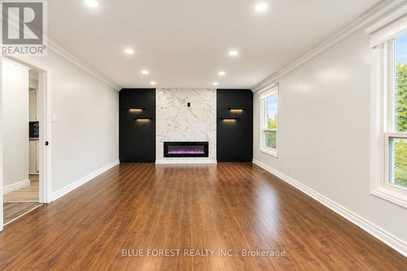 8 - 12 McMaster Crescent, London South, photo 4