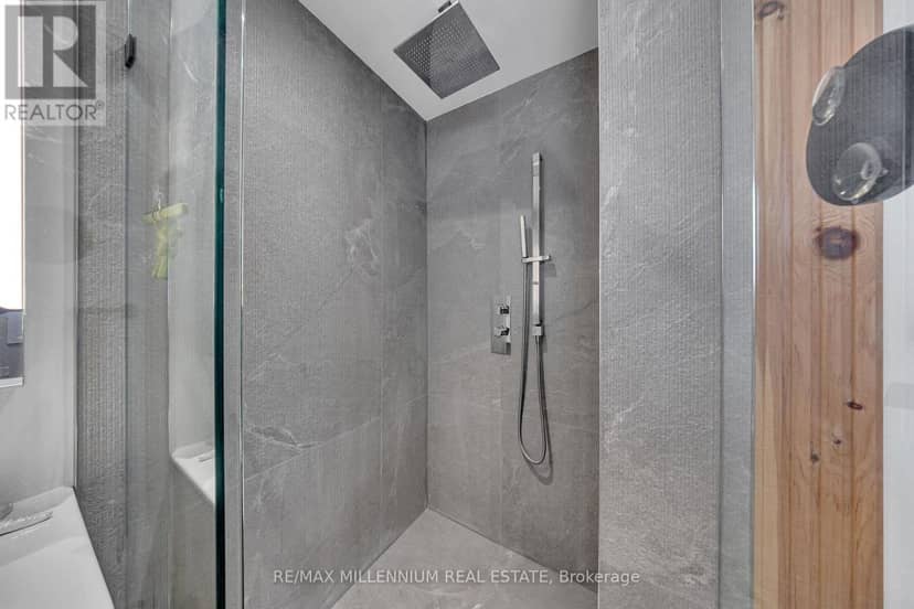 16 Sultana Avenue — photo 23 of 40