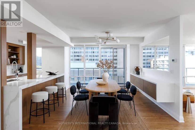 1004 - 1 Bedford Road — photo 10 of 40