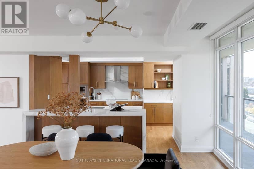 1004 - 1 Bedford Road — photo 14 of 40