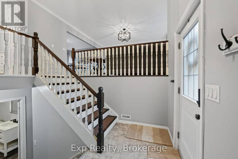 4 Harbourview Crescent — photo 26 of 33