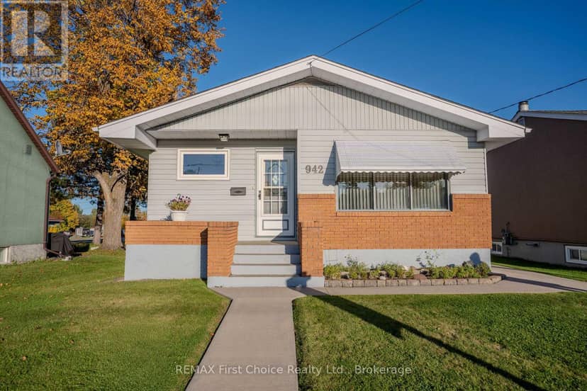 942 Crowe Avenue, Fort Frances