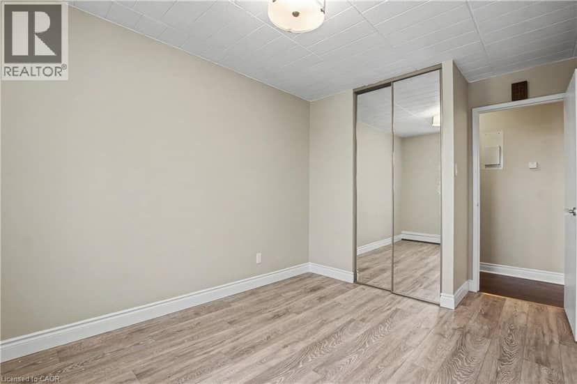 63 CONROY Crescent Unit# 52 — photo 14 of 22
