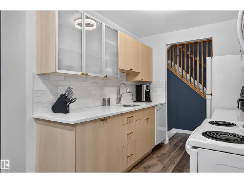 176 Callingwood Pl NW — photo 10 of 40