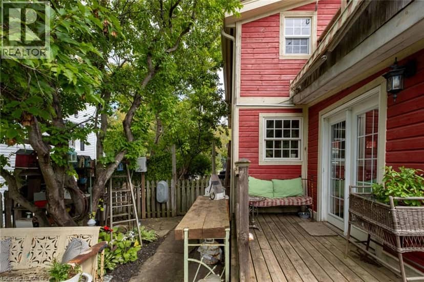 532 MAIN Street — photo 36 of 40