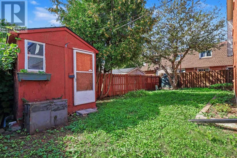 7 - 639 Morin Street — photo 14 of 15