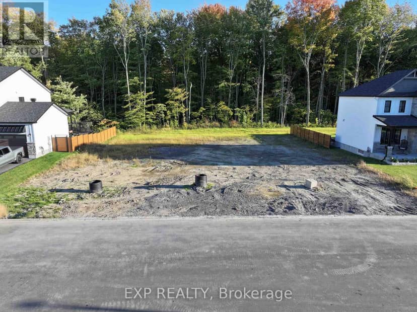1383 Fribourg Street — photo 10 of 11