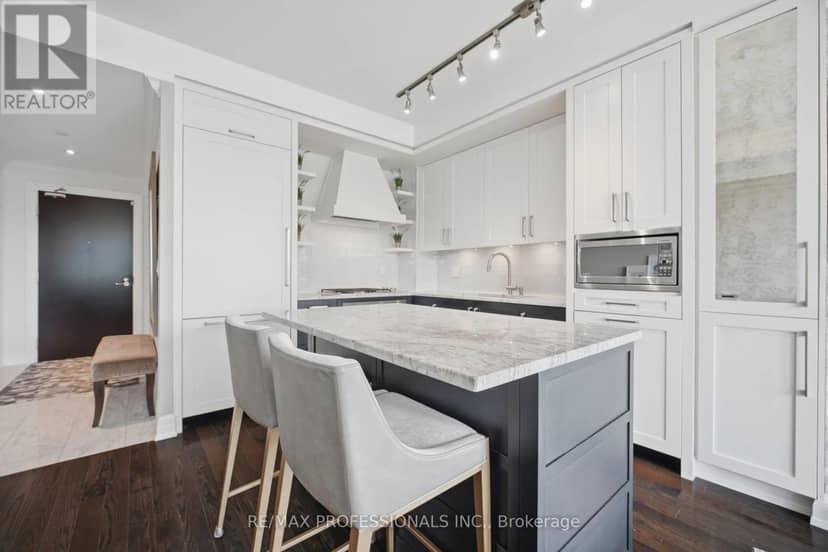 512 - 30 Old Mill Road, Toronto, photo 3