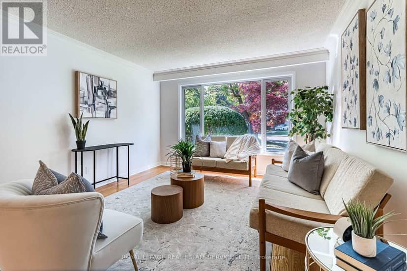 213 The Kingsway, Toronto, photo 4