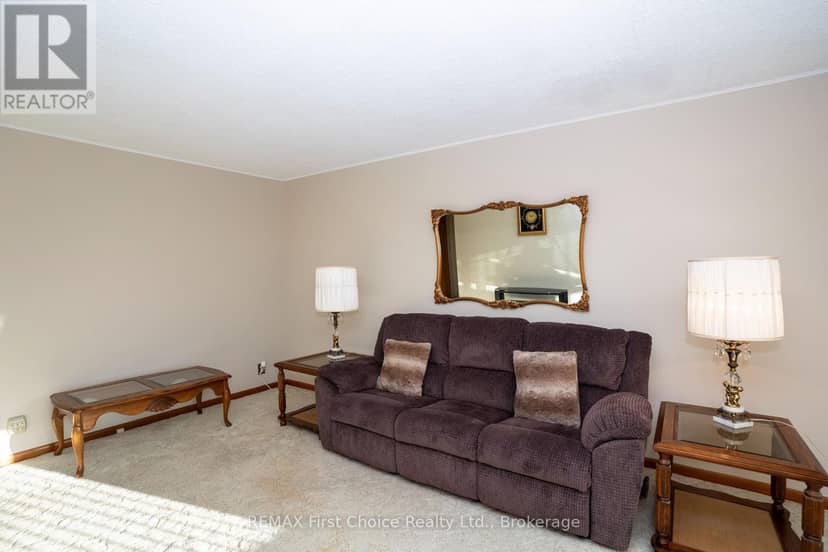 942 Crowe Avenue, Fort Frances, photo 8