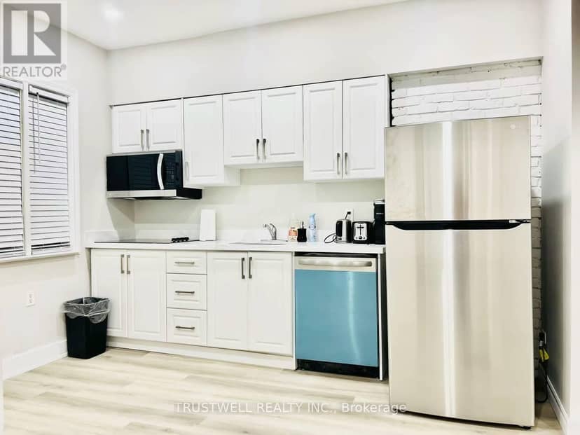 4440 Huron Street, Niagara Falls, photo 2