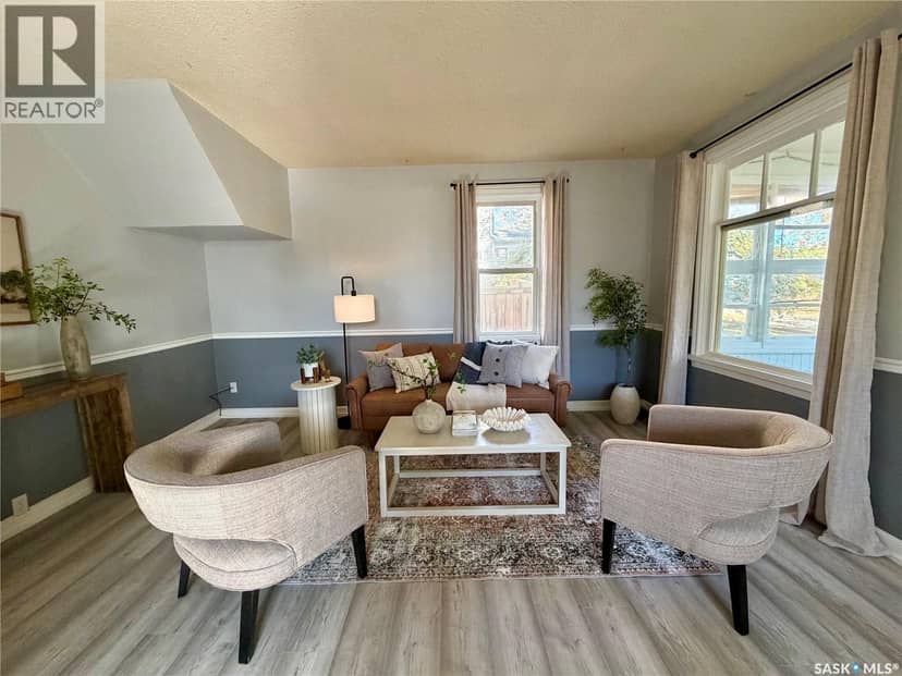 1014 6th AVENUE NW, Moose Jaw, photo 3