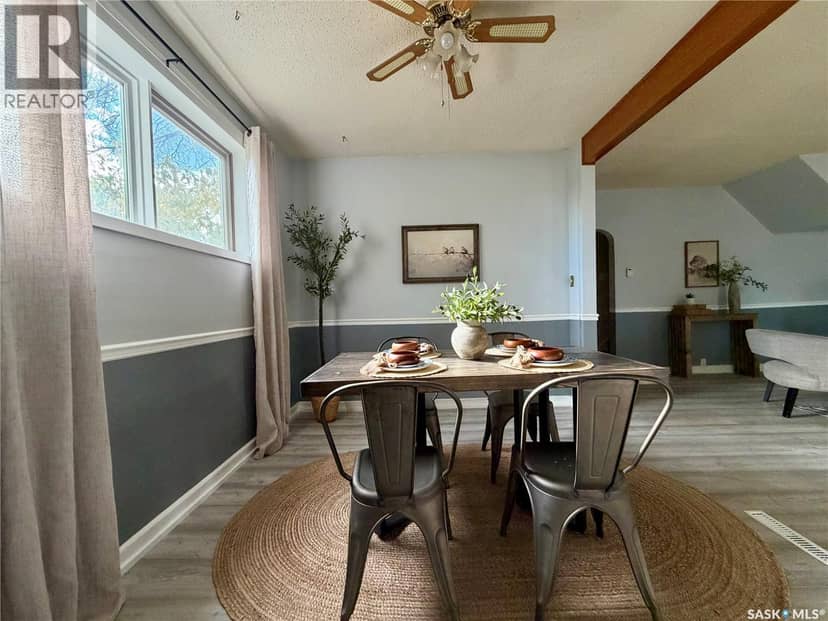 1014 6th AVENUE NW — photo 9 of 29