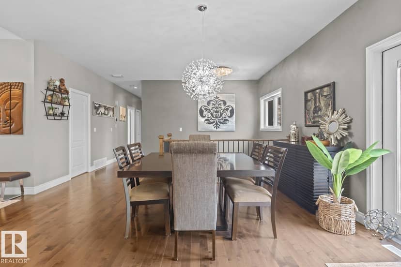 62519 RR 412 A — photo 29 of 40
