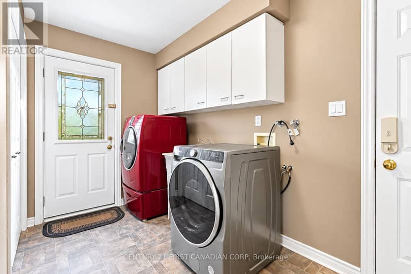 122 Sunnyside Drive — photo 21 of 40