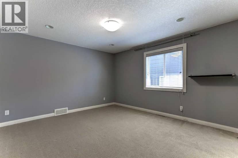406 Silverado Boulevard SW — photo 23 of 40