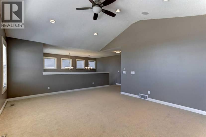 406 Silverado Boulevard SW — photo 17 of 40