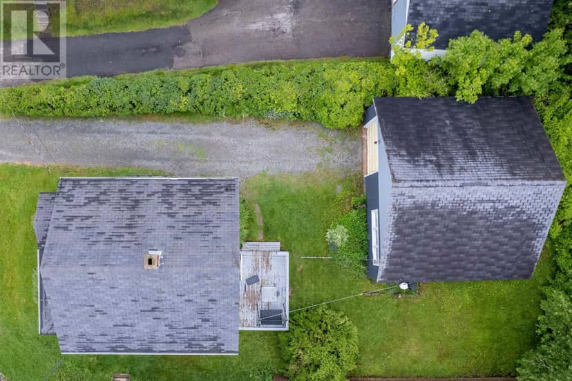 63 Sutherland Street — photo 32 of 37