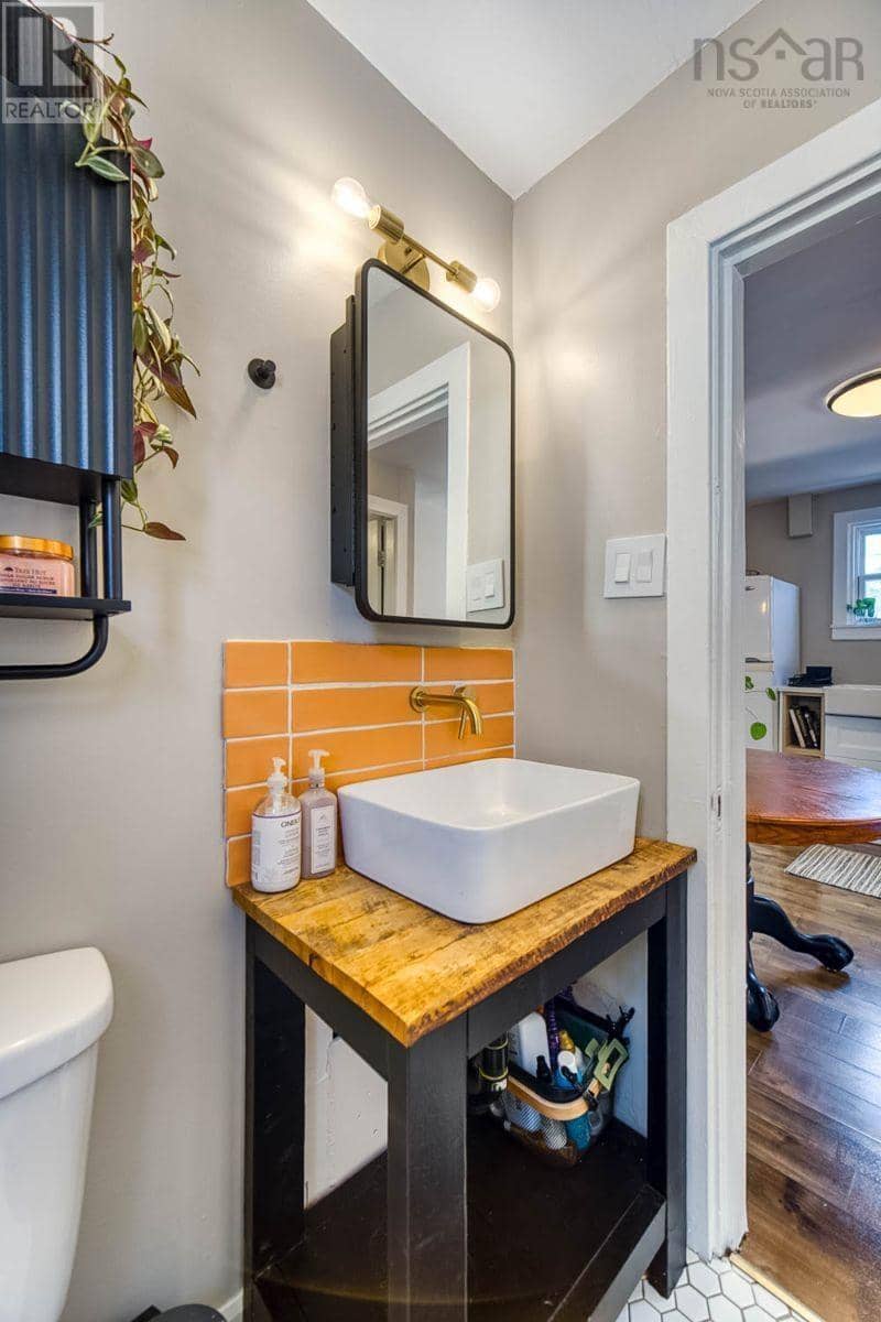 331 Chadwick Street — photo 9 of 18
