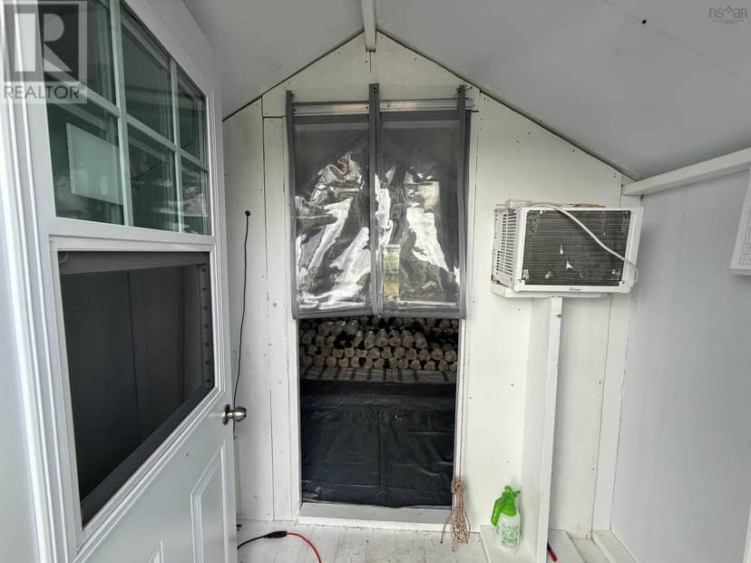 205 McGee Street — photo 32 of 34