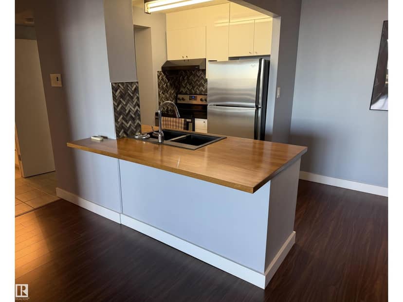 #1304 10160 116 ST NW, Edmonton, photo 3