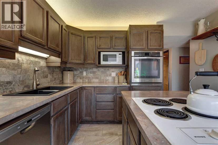 103, 1305 Glenmore Trail SW — photo 12 of 33