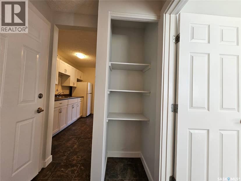 8992 Panton AVENUE — photo 19 of 24