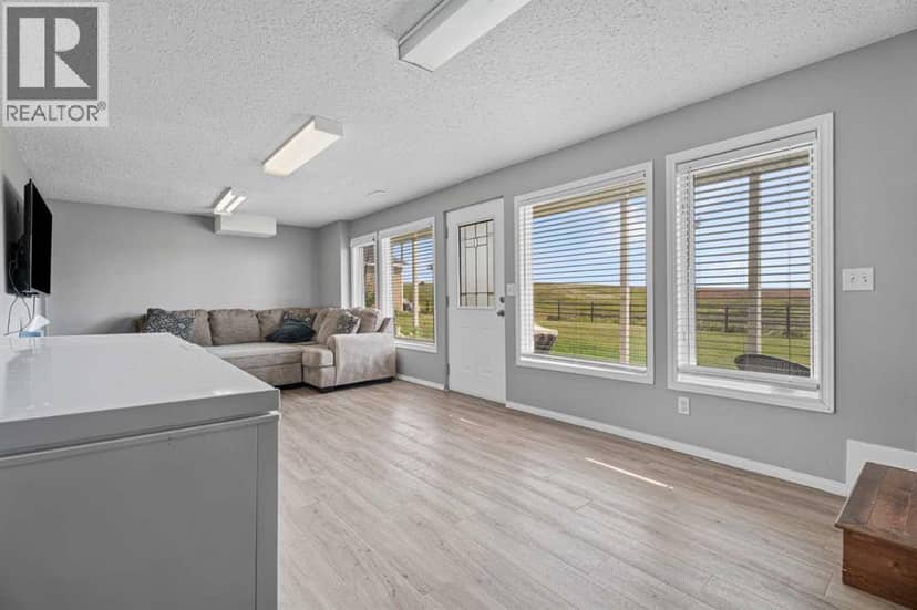 283042 Township Road 164 — photo 25 of 40