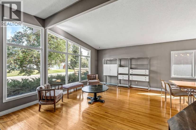 10607 Maplecreek Drive SE — photo 10 of 40