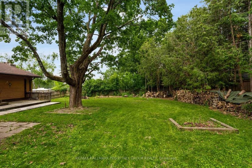 318 Percy Street — photo 17 of 19