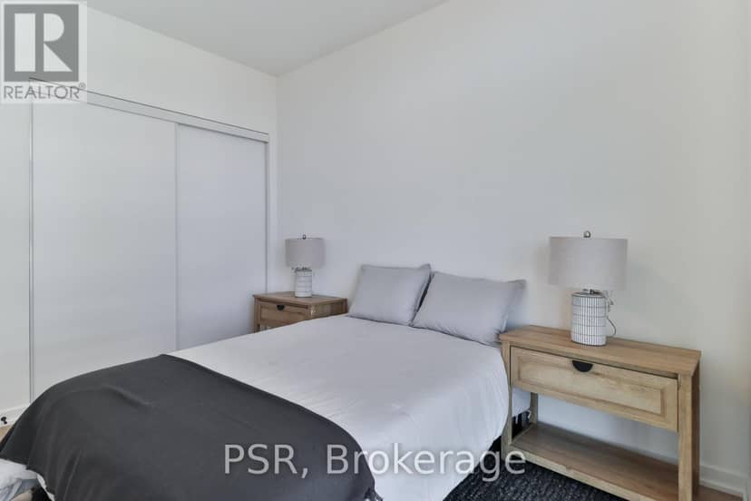 2405 - 10 Graphophone Grove — photo 21 of 40